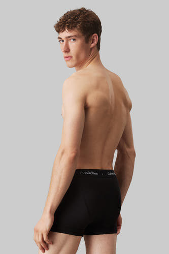 Short de boxers Calvin Calvin Klein, vue vue der un un homme'un corps mus mus.