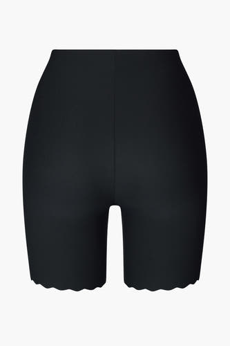 Shorty boxers noirs de SKINY avec un bord ondulé et une apparence minimaliste.