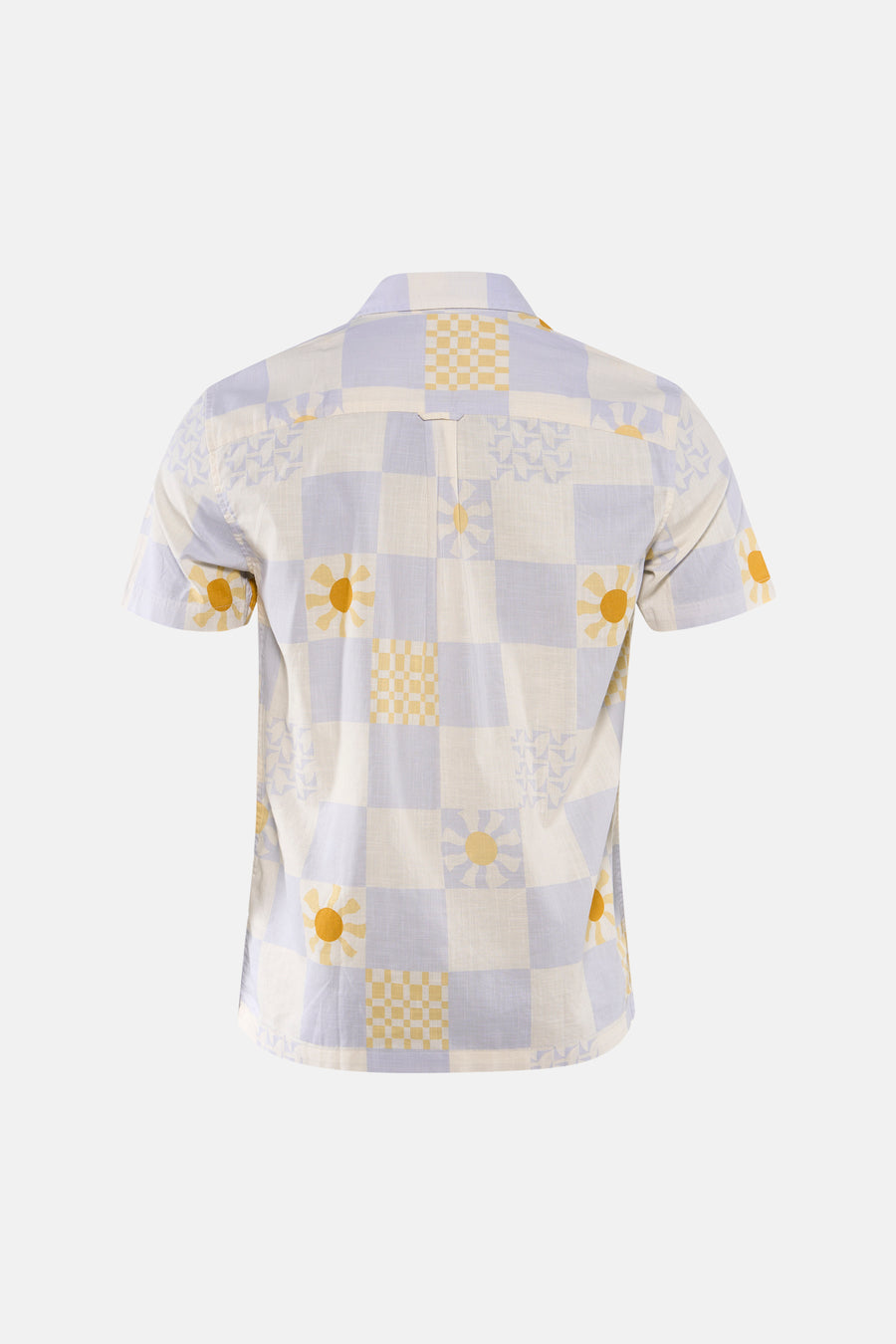 Chemise multicolore à manches courtes de BEN SHERMAN, à motif à carreaux lilas, crème et jaune avec motifs de soleil, dos.