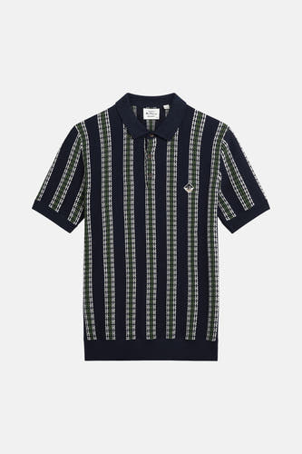 Polo bleu Ben Sherman à rayures verticales blanches et vertes.