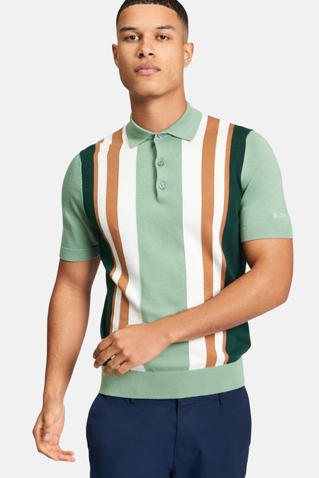 Multikleurige polo van BEN SHERMAN met verticale strepen in groen, bruin en wit, met korte mouwen.
