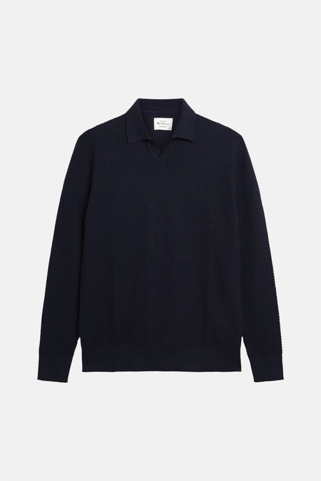 Pull bleu à manches longues de Ben Sherman avec un motif texturé subtil.