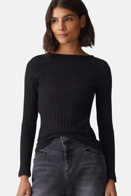 Pull col O noir - OPUS