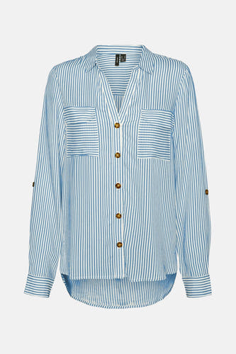 Chemise bleue à rayures avec manches longues de VERO MODA®, avec poches poitrine et et bouton.