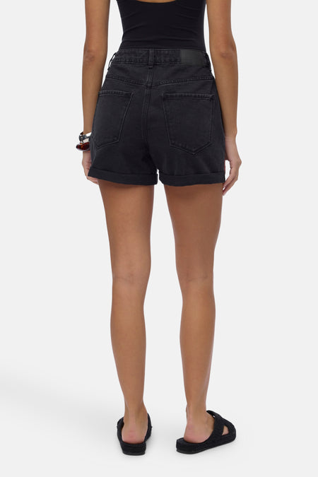 VMZURI HR LOOSE SHORTS MIX NOOS