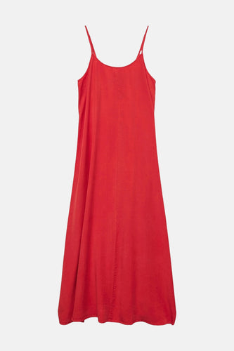 Rode zomerjurk met spaghettibandjes.
