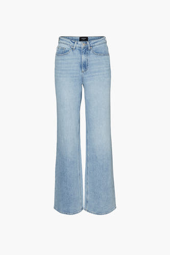Jean droit bleu clair de Vero Moda, avec une texture denim classique et un lavage subtil.