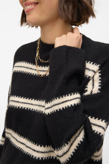 VMDAZZLE LS HIGHNECK PULLOVER GA BOO