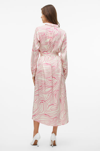 Roze kleedje met lange mouwen van VERO MODA, met een kronkelend patroon en een ceintuur in de taille.