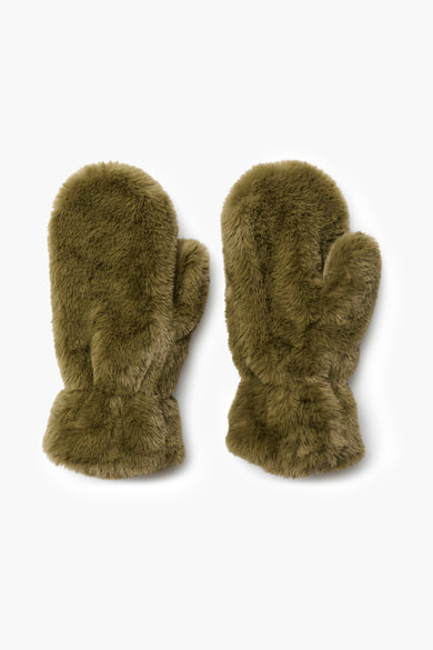 Chaussures vertes en fourrure synthétique de VERO MODA, accessoires d'hiver chauds et doux.