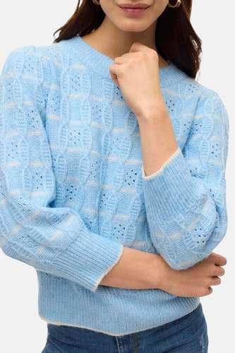 Sweat-shirt bleu avec col rond de VERO MODA, à motif côtelé et fines rayures.