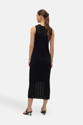 Jupe sans manches noire de Vero Moda, avec un motif tricoté et une fermeture éclair transparente.