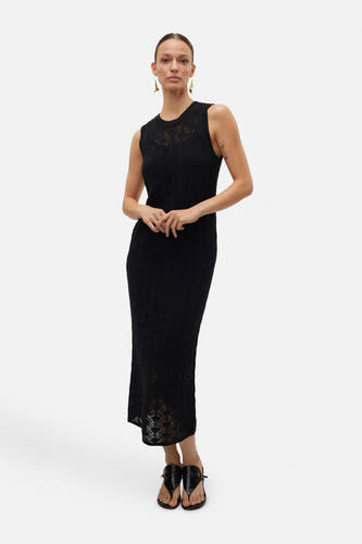 Robe sans manches VERO MODA, avec un motif tricoté ouvert et une longueur midi.