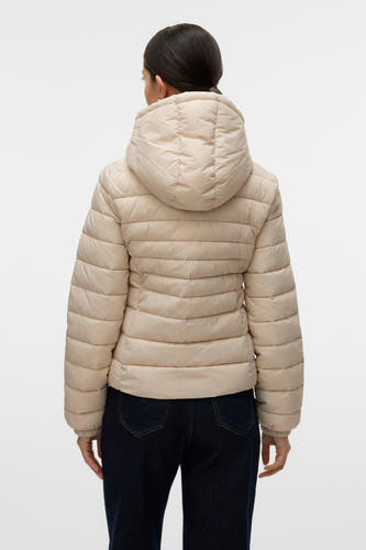 Mauve manteau court de VERO MODA avec design doublé et capuche, vu de l'arrière.