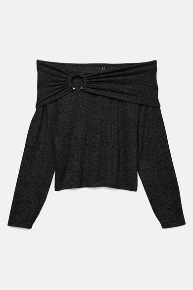 T-shirt noir à manches longues de Vero Moda, avec col montant et bordure décorative.