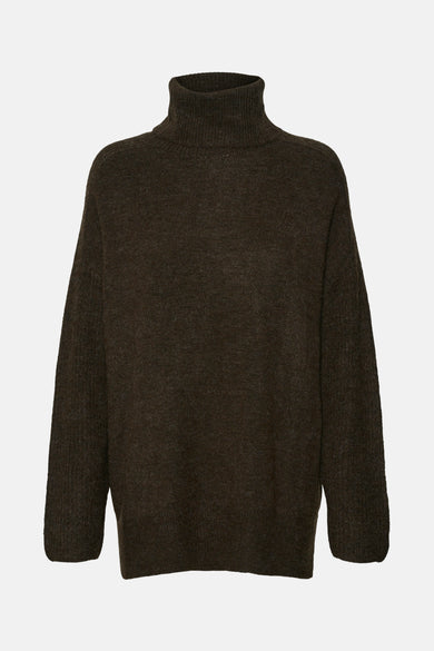 Pull marron avec col montant de VERO MODA, en une texture côtelée fine.