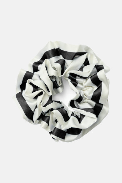VMANNY SCRUNCHIE