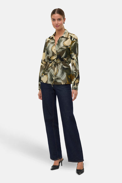 Blouse verte avec longues manches de Vero Moda, avec une impression abstraite et un détail noué.