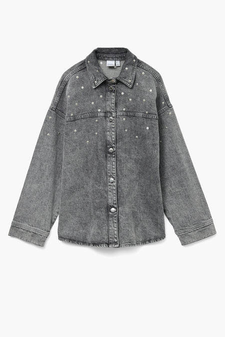Chemise en jeans gris de VERO MODA, décorée de strass et à longues manches, vue sur l'arrière.