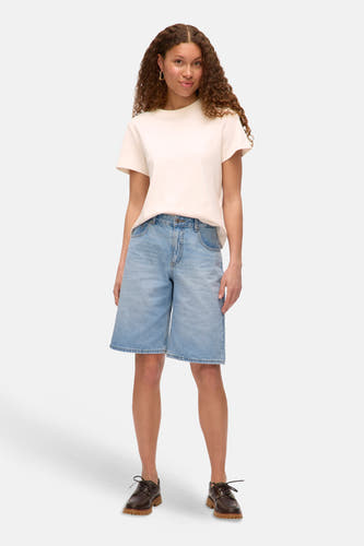 Short - light blue denim