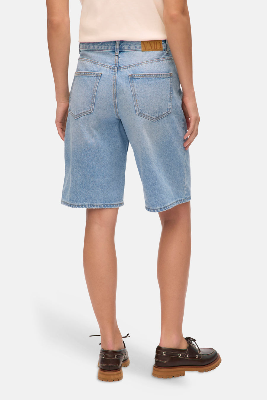 Short - light blue denim