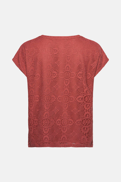 Blouse brune à manches courtes de VERO MODA, avec une impression florale et une texture raffinée et délicate.