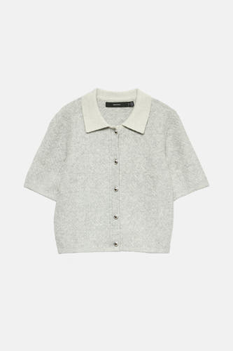Gilet gris de VERO MODA avec manches courtes, col et fermeture à boutons.