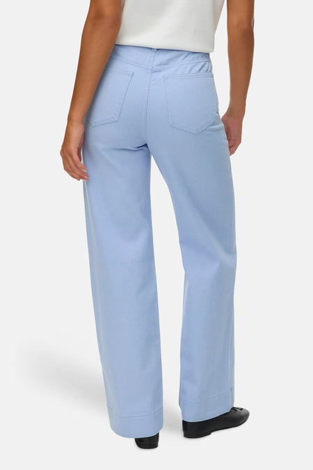 Blauwe gekleurde jeans van VERO MODA, met rechte pijpen en achterzakken.