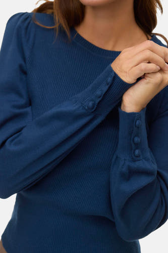 T-shirt bleu avec col rond de VERO MODA, avec des manches longues et un détail de bouton.