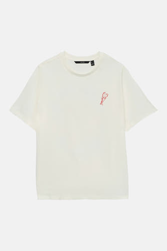T-shirt blanc VERO MODA avec une illustration de homard rouge sur la poitrine et une étiquette de marque dans le cou.