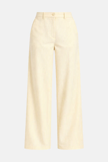 Pantalon côtelé jaune de VERO MODA® à taille haute et jambes larges.