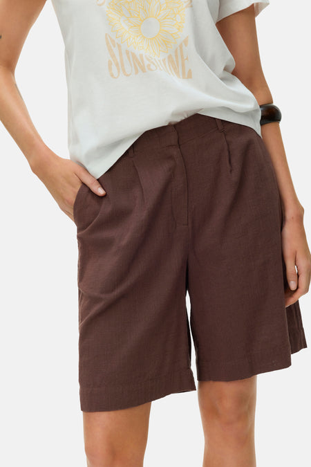 Short - brun