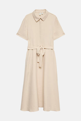 Robe écru à manches courtes de VERO MODA, avec ceinture et fermeture à boutons.