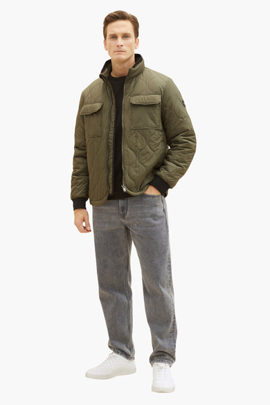 Manteau court vert de TOM TAILOR, avec un motif de carreaux brodé et des poches brodées.