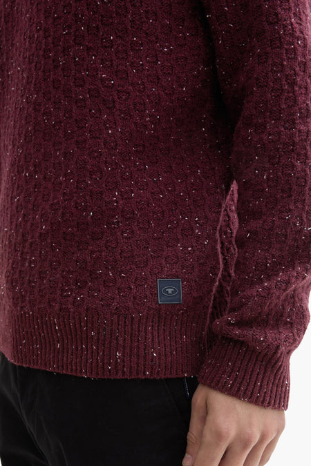 Veste Bordeaux avec col rond de TOM TAILOR, détaillée avec un mélangeur et un logo subtil.