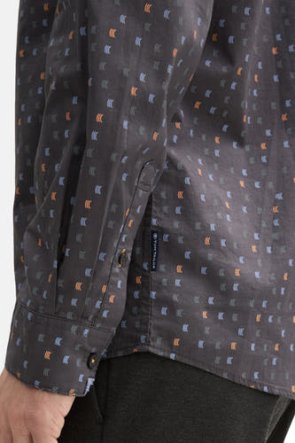 Chemise grise à manches longues de TOM TAILOR, avec un motif subtil de bowties et une poignée.