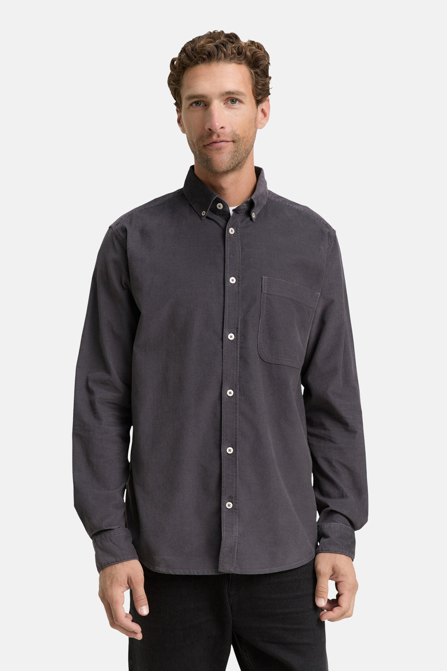 Chemise Regular Fit en velours côtelé avec poche poitrine