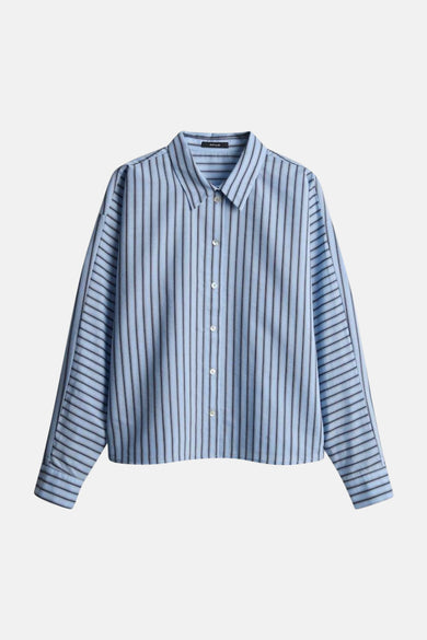 Chemise bleue rayée à manches longues d'OPUS, avec un col classique et une fermeture boutonnée.