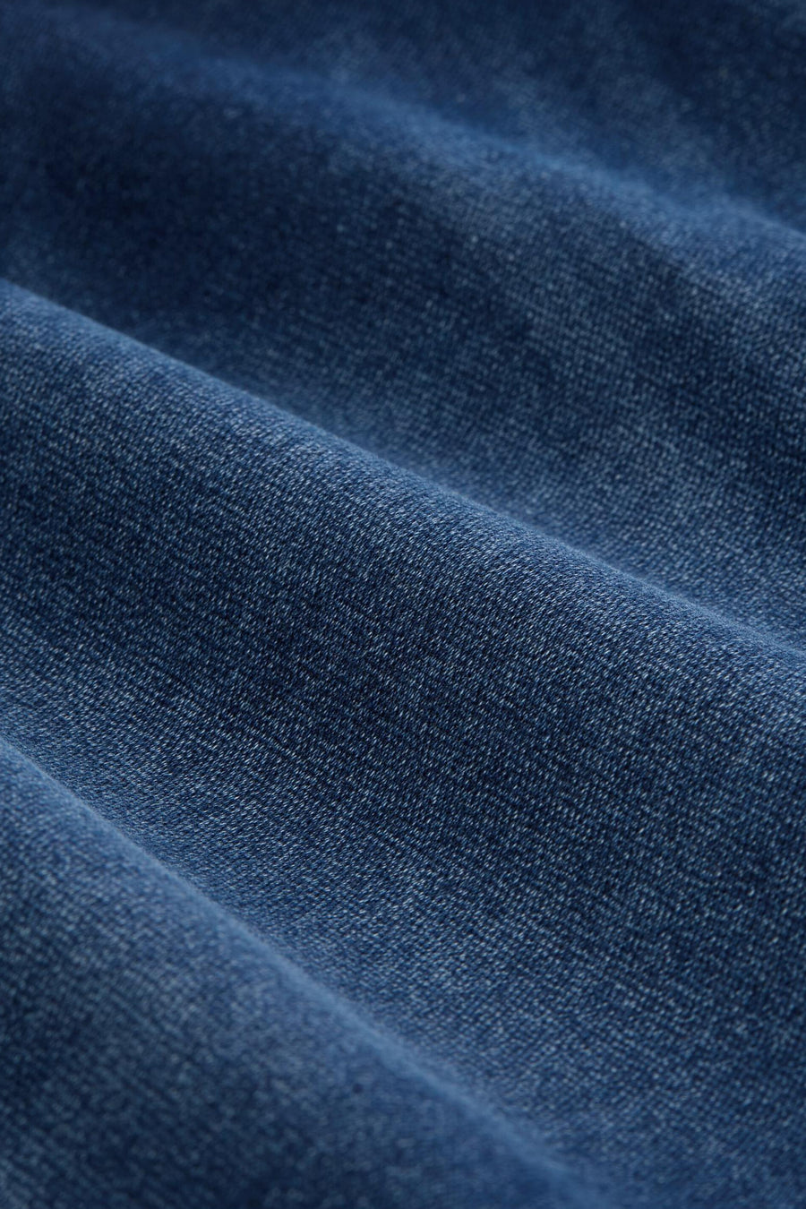 Short en jean bleu marine TOM TAILOR en texture denim avec plis.