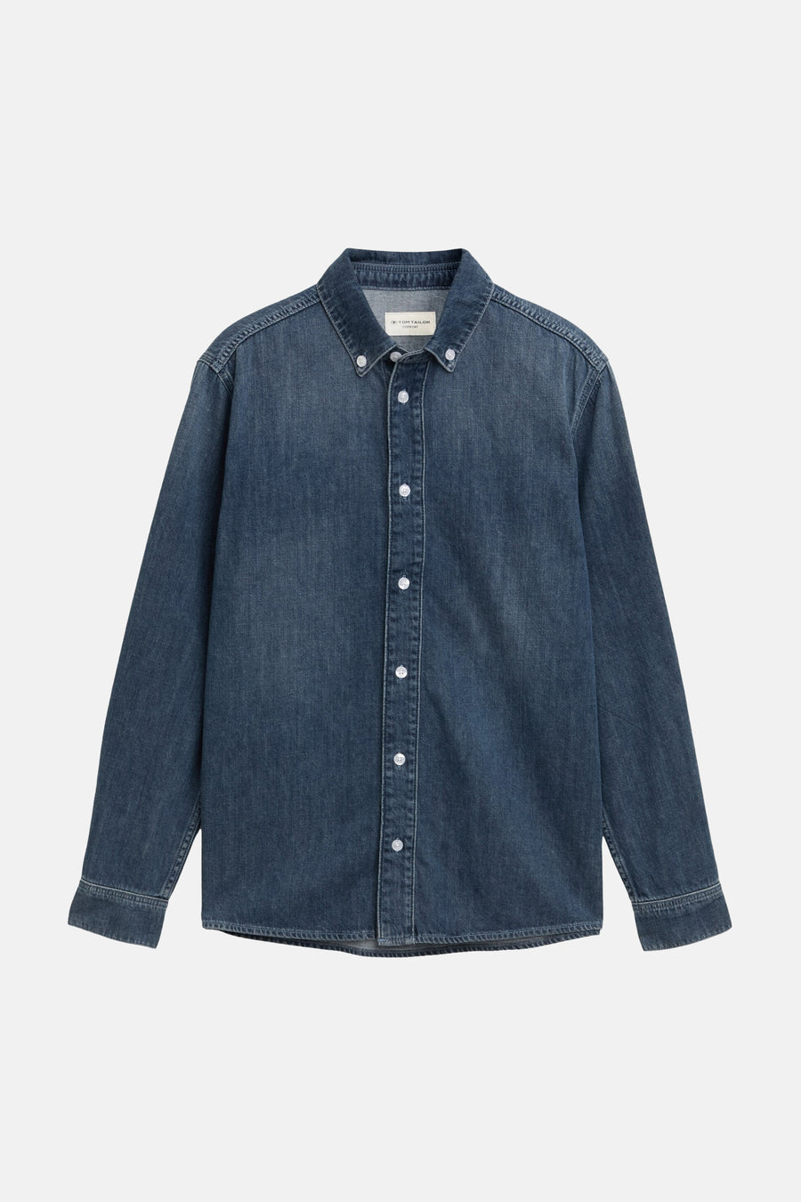 Chemise en jean bleu foncé de TOM TAILOR, avec boutons apparents et surpiqûres détaillées dans le tissu.