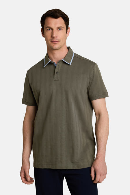 Olijfgroene polo met fijne ruitstructuur van TOM TAILOR, lichtblauwe kraagaccenten, frontknoopsluiting, korte mouwen, vooraanzicht