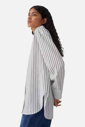 Wit hemd met lange mouwen van OPUS, met een gestreept patroon en lange mouwen.