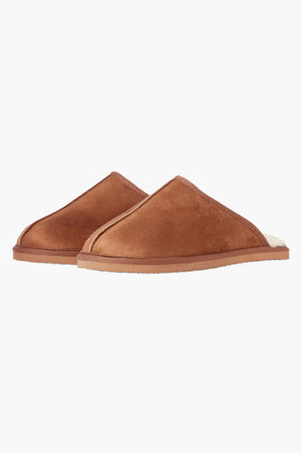 Chaussons beige d'ACCESSORIES BY JACK & JONES, avec une texture en cuir suédé et une semelle plate.