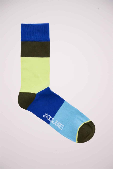 Chaussettes bleues d'ACCESSORIES BY JACK & JONES avec des zones de couleur bleue, verte et jaune.