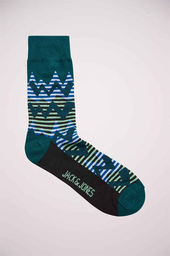 Chaussettes vertes d'ACCESSORIES BY JACK & JONES avec un motif zigzag et une semelle noire.
