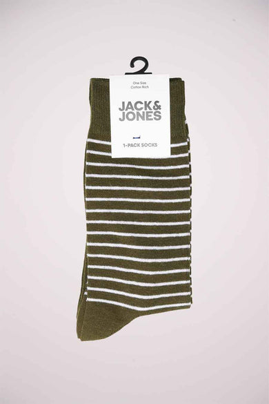 Chaussettes vertes d'ACCESSORIES BY JACK & JONES, avec des rayures blanches.