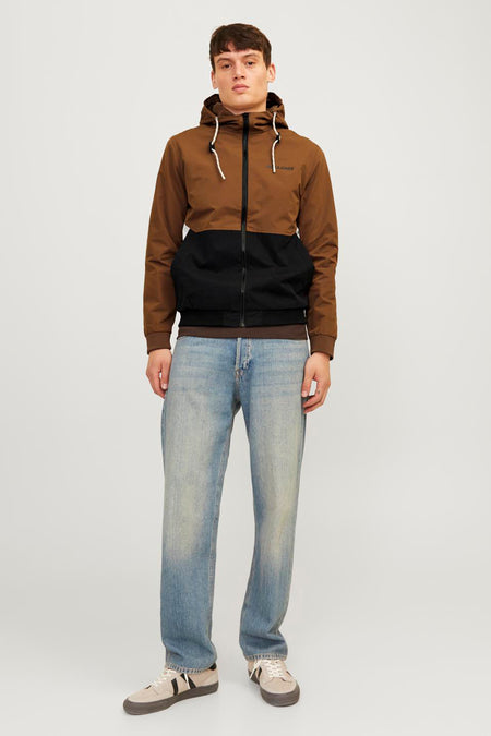 Veste courte marron de ORIGINALS BY JACK & JONES, avec capuche et détails noirs.