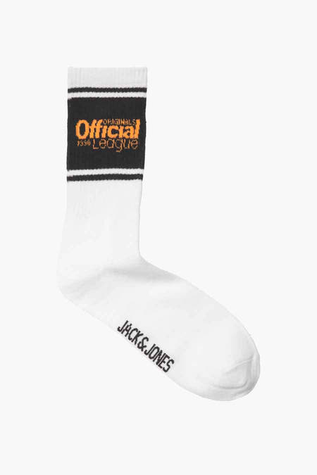 Socks orange d'ACCESSORIES BY JACK & JONES avec des rayures noires et le logo.