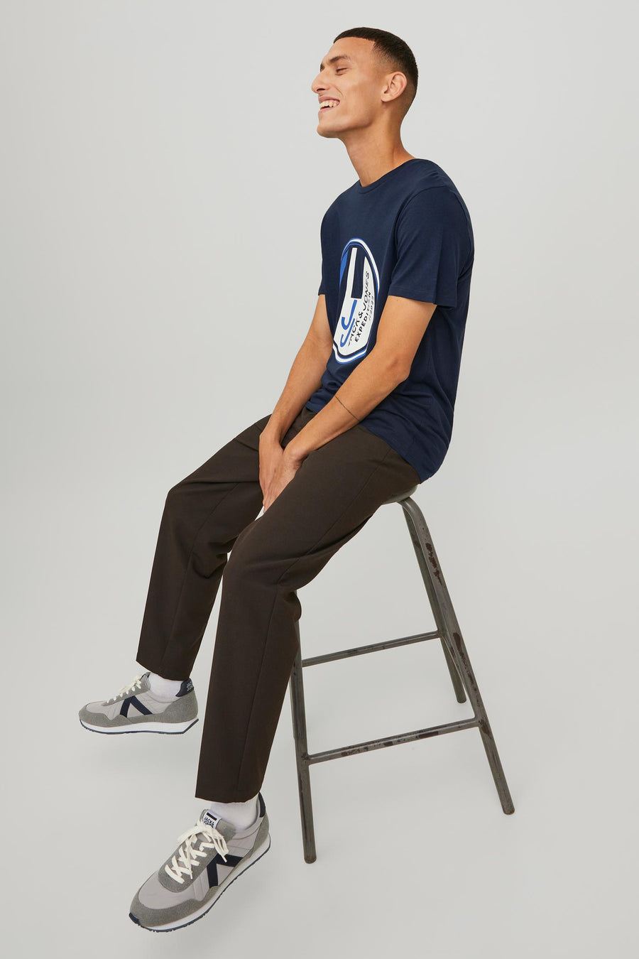 T-shirt bleu de CORE by JACK & JONES, avec impression de logo, manches courtes et coupe ajustée.