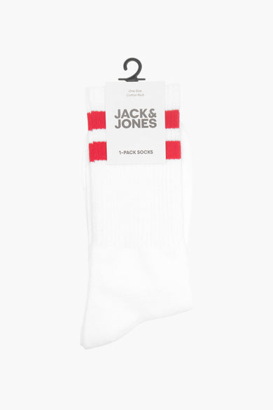 Chaussettes blanches d'ACCESSORIES BY JACK & JONES, avec deux bandes rouges et logo sur le pied.